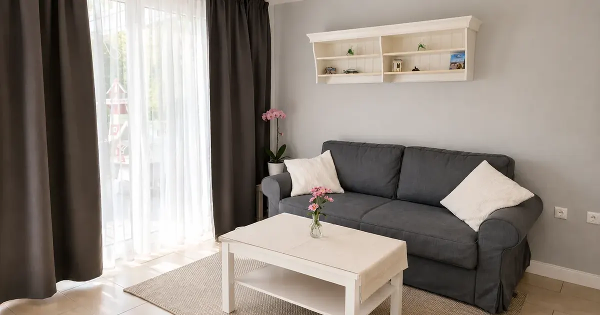 Wohnbereich mit Sofa im Haus Oase